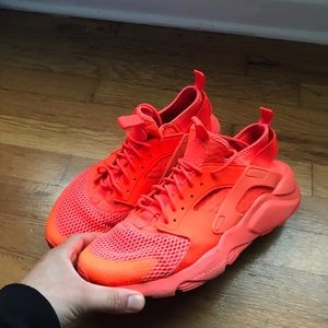 Men’s Nike Huaraches